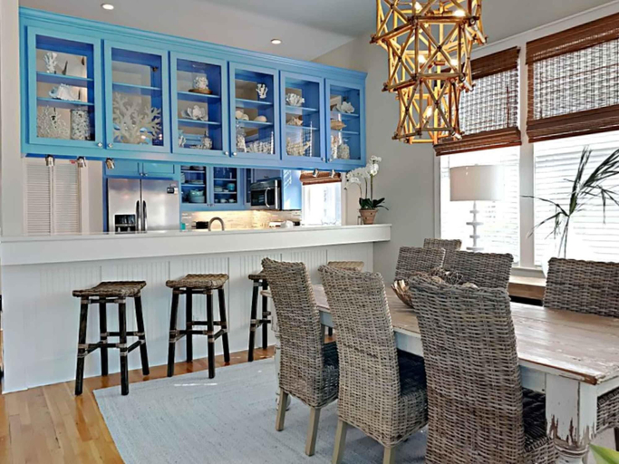 Food & Drinks, A Garden Cottage by Southern Vacation Rentals, Walton