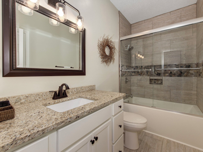 Bathroom 4, On Eagle's Wings by Jackson Mountain Rentals, Sevier
