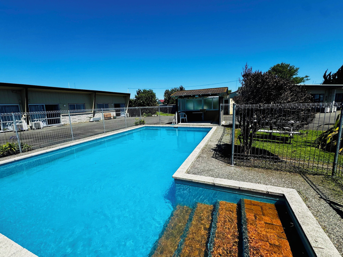 Sport & Beauty, Spanish Lady Motel, Hastings