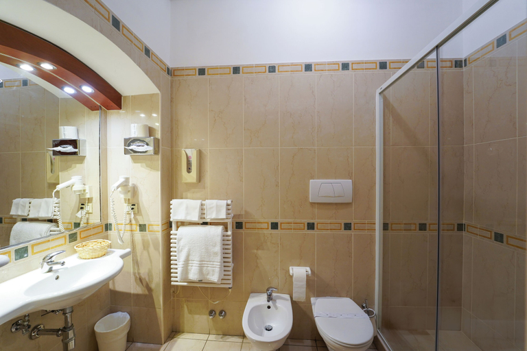 Bathroom 4, Hotel Adria, Bari
