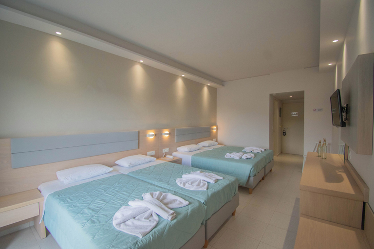 Bedroom 3, Denny's Inn Hotel, Ionian Islands
