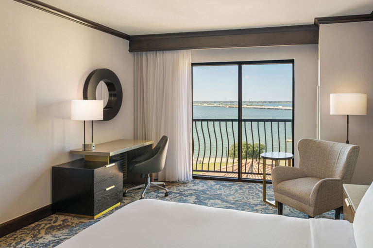 Bedroom 4, Hilton Dallas/Rockwall Lakefront, Rockwall