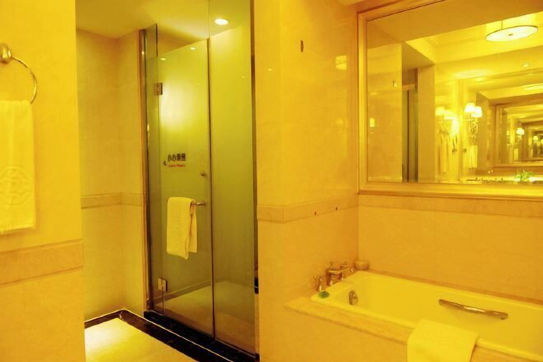 Bathroom 4, Golden Horse Hotel, Hulunbuir