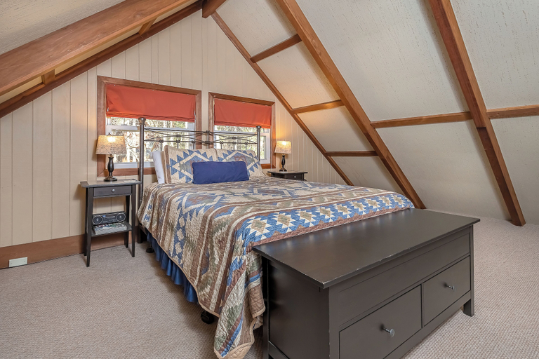 Bedroom 3, Chasing Dreams by Taylor Made Deep Creek, Garrett