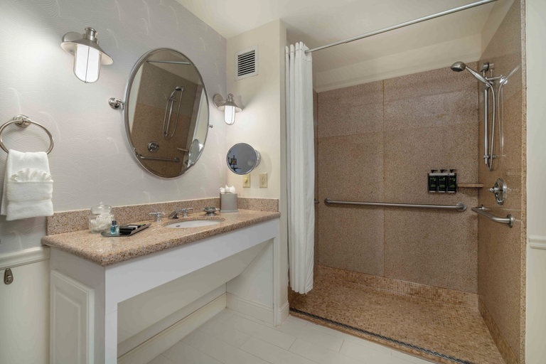 Bathroom 4, Portland Harbor Hotel, Cumberland