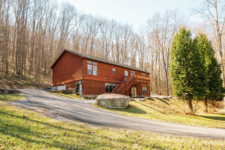 Exterior & Views 1, Hillside Hideaway by Taylor Made Deep Creek, Garrett