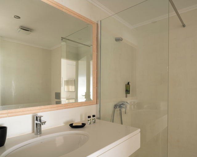Bathroom 4, Paralos Irini Mare, Crete