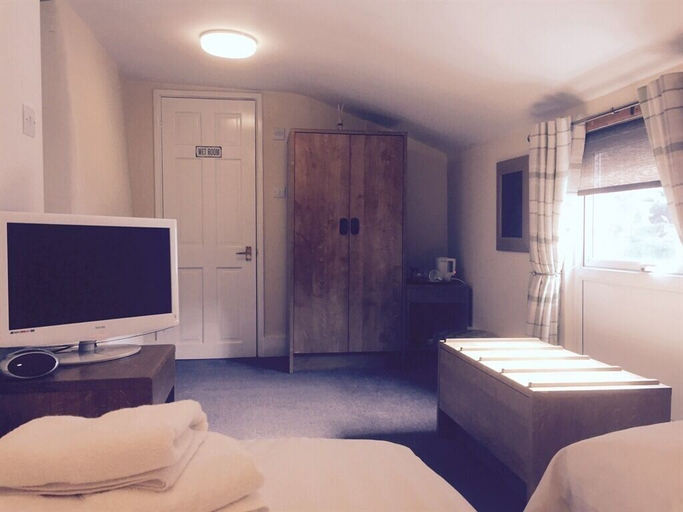 Bedroom 3, The Globe Inn, Devon
