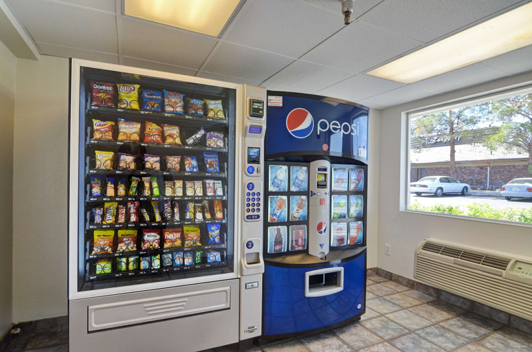 Food & Drinks 4, Motel 6 Twentynine Palms, CA, San Bernardino