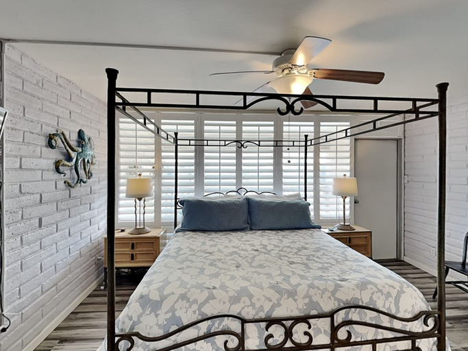 Bedroom 2, Pearl Marlin by Silver Sands Vacation Rentals, Nueces