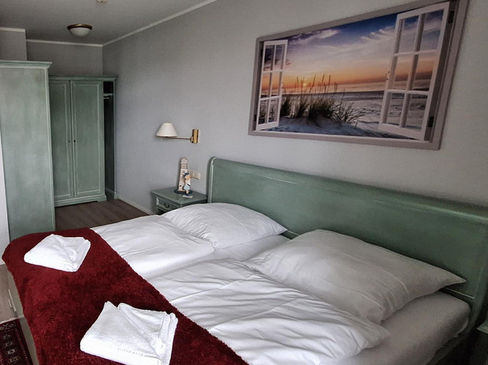 Bedroom 4, Tina, Rostock