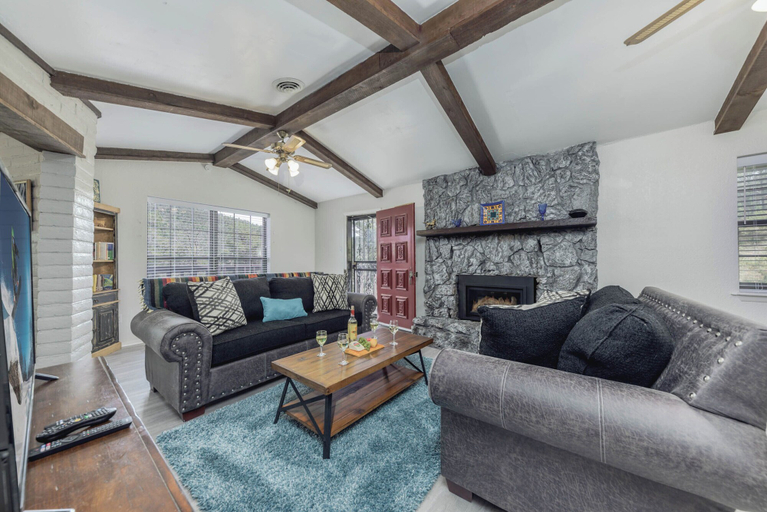 Others 4, Castle House by Ruidoso Vacation Rentals, Lincoln