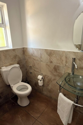 Bathroom 3, Lido Hotel, City of Johannesburg