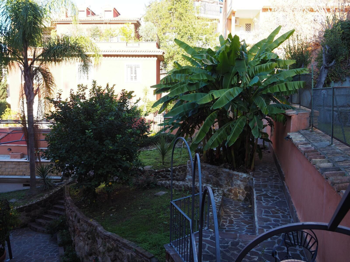 Exterior & Views 2, Contessa Arrivabene Antica Dimora, Rome
