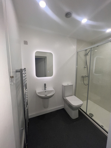 Bathroom 4, Rest A While, Causeway Coast and Glens