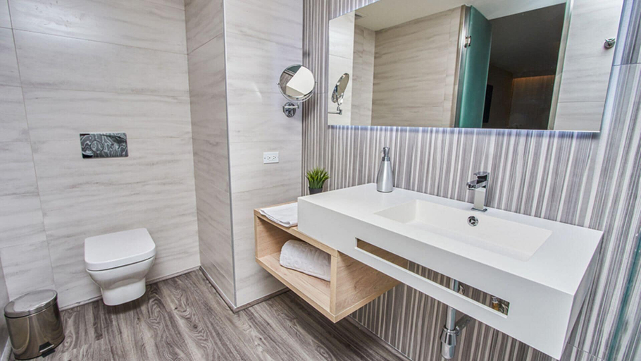Bathroom 5, Gran Evenia Panama, Panamá