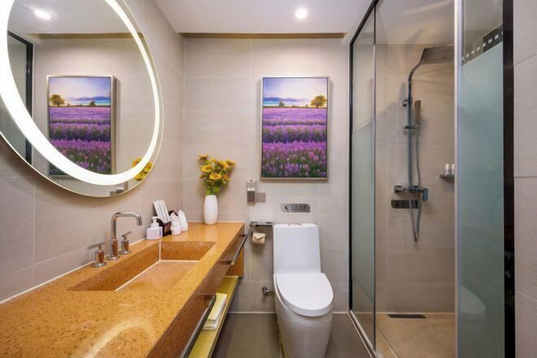 Bathroom 4, Lavande Hotels (Zhuhai Tangjia University Town), Zhuhai