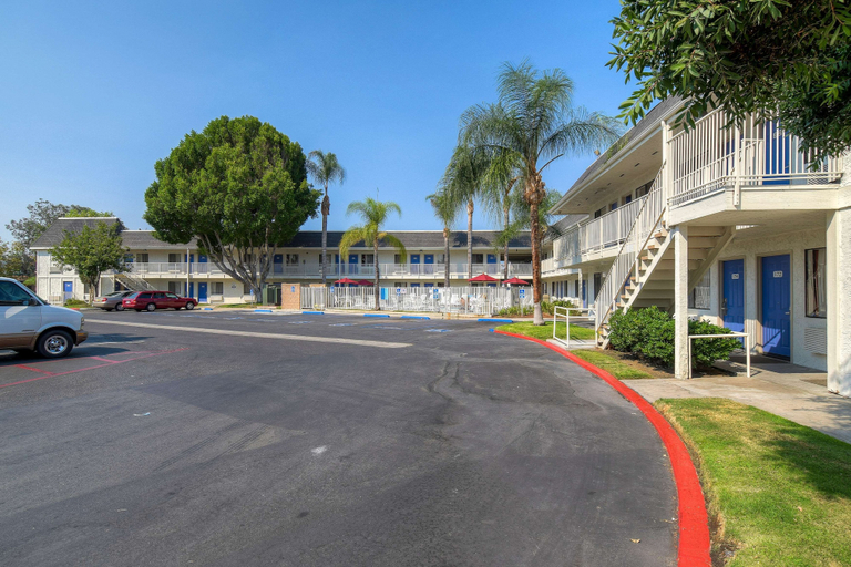 Exterior & Views 2, Motel 6 El Cajon, CA - San Diego, San Diego