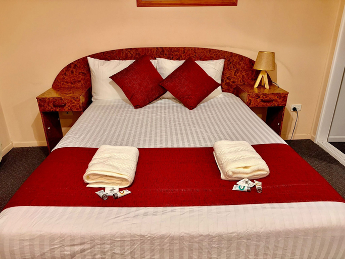Bedroom 4, Townview Motel, Mount Isa