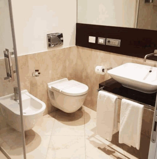 Bathroom 5, Smy Pisa Plaza, Pisa
