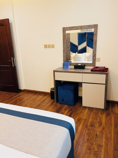 Bedroom 4, Mabeet Al-Khobar Served Apartment, Al Khobar