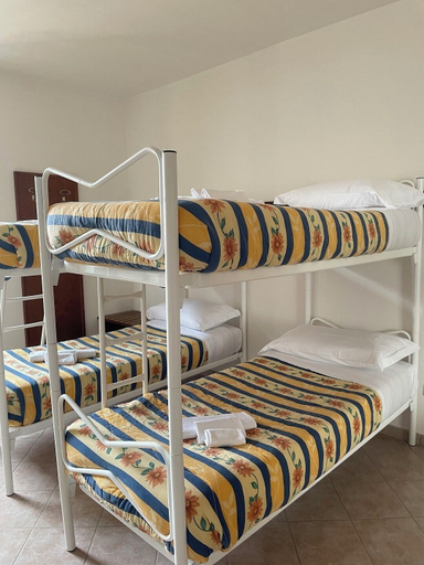 Bedroom 5, Ostello Altevie, Chieti