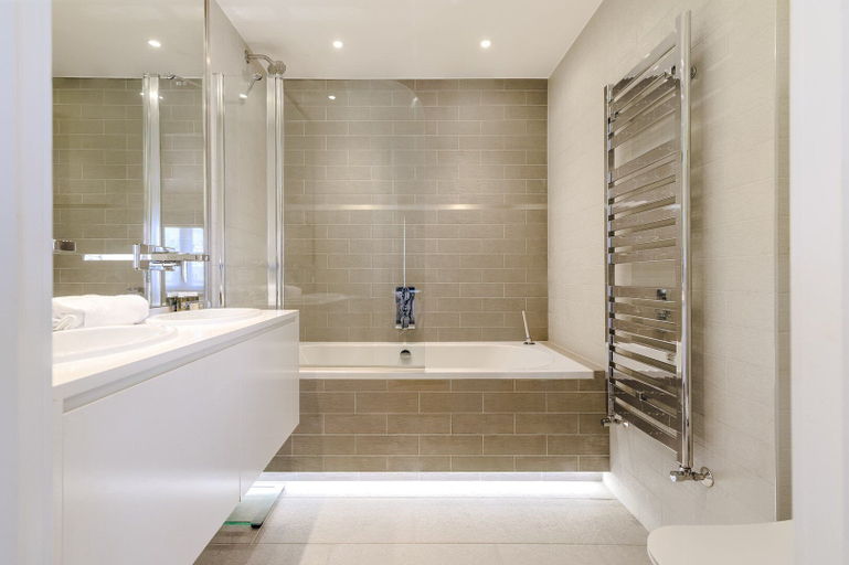Bathroom 4, Gorgeous Hampstead Flat, London