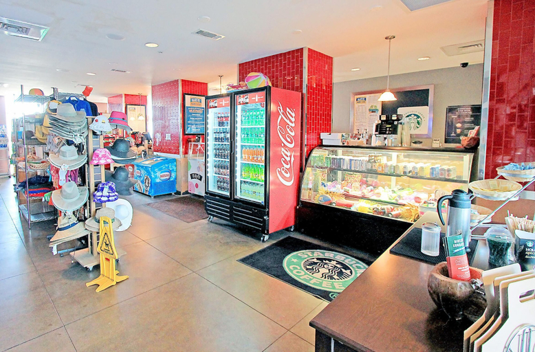 Food & Drinks 5, Majestic Beach Towers 2-603, Bay