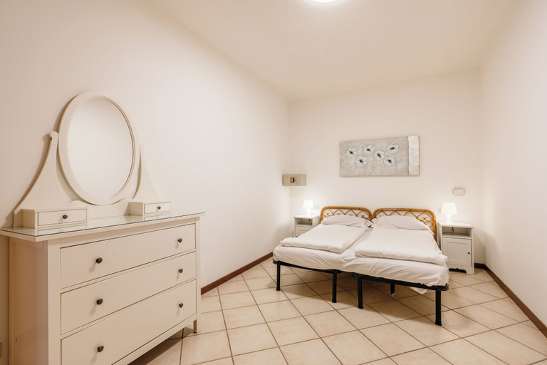 Bedroom 3, Villenpark Sanghen, Brescia