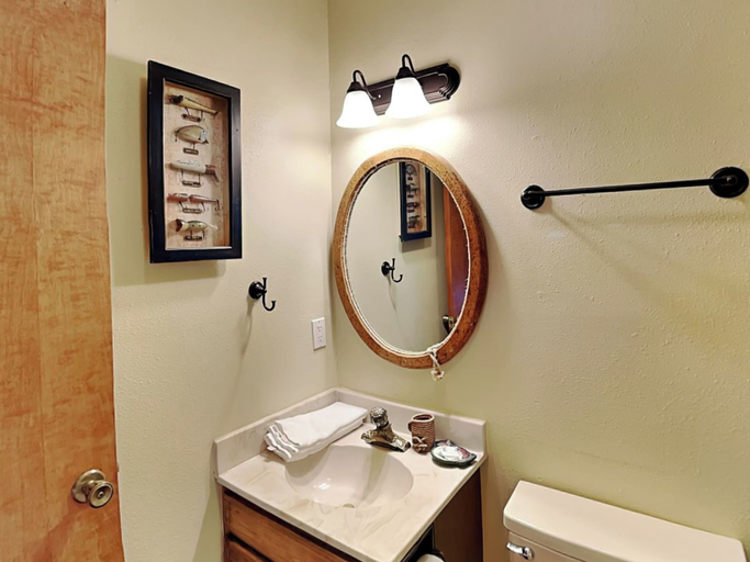 Bathroom 3, Indianhead Lodge by Ruidoso Vacation Rentals, Lincoln
