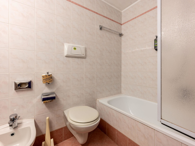 Bathroom 5, B&B Hotel Borgaro Torinese, Torino