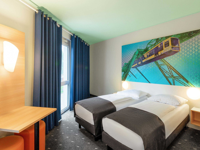 Bedroom 2, B&B Hotel Wuppertal City-Süd, Wuppertal