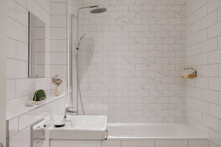 Bathroom 4, Royal Garden Apartments New Town, Edinburgh