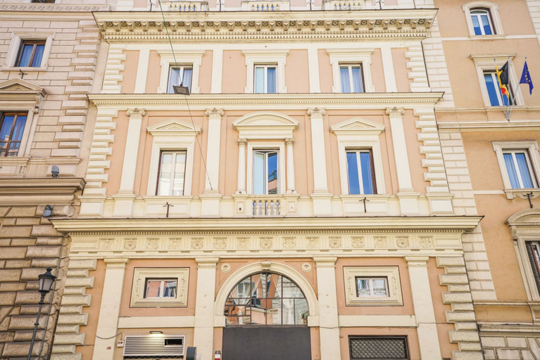 Exterior & Views 2, Hotel St. Moritz, Rome