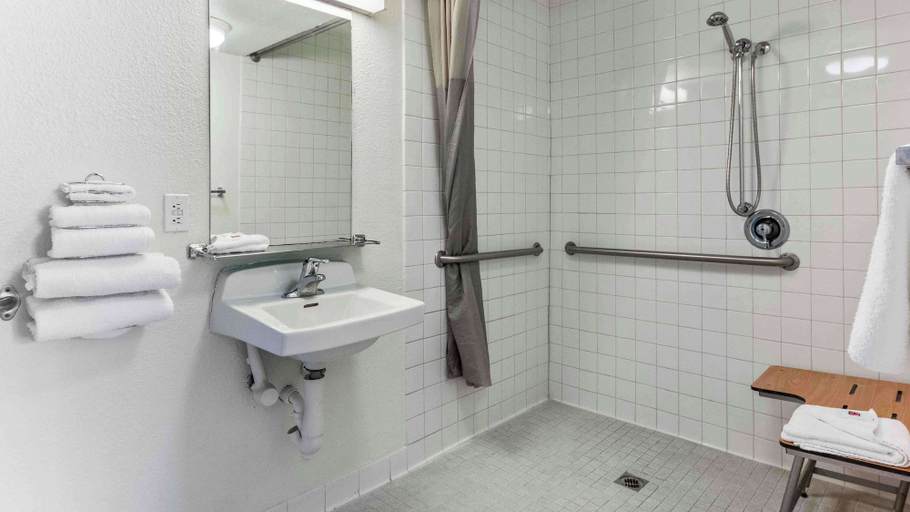 Bathroom 5, Motel 6 Fremont South, Alameda