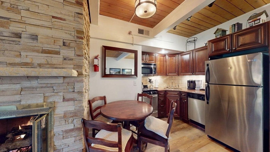 Others 5, Aspenwood - CoralTree Residence Collection, Pitkin