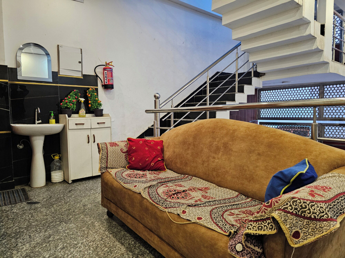 Others 5, Shivam Guest House, Faizabad