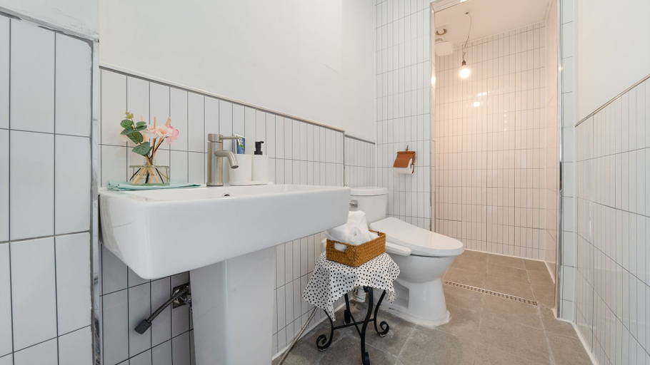 Bathroom 4, Gangneung Remember Dogchae Pension, Gangneung