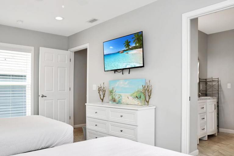 Bedroom 2, Oleander Place, Bay