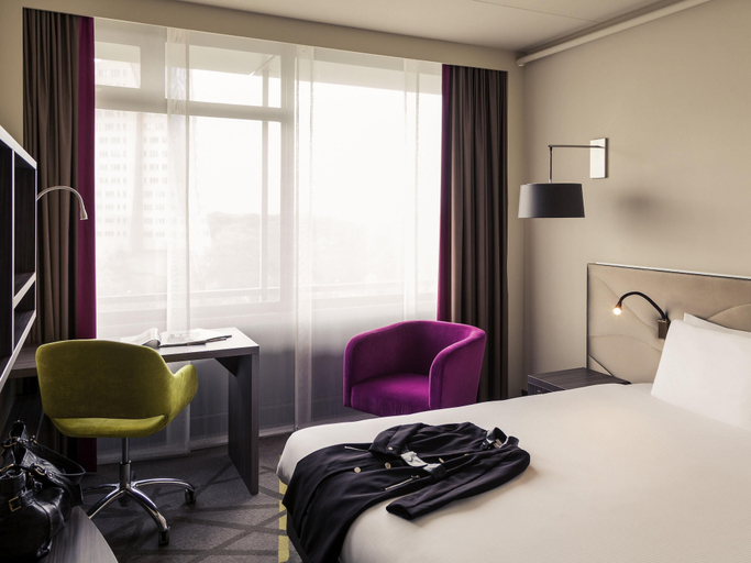 Bedroom 2, Mercure Hotel Groningen Martiniplaza, Groningen