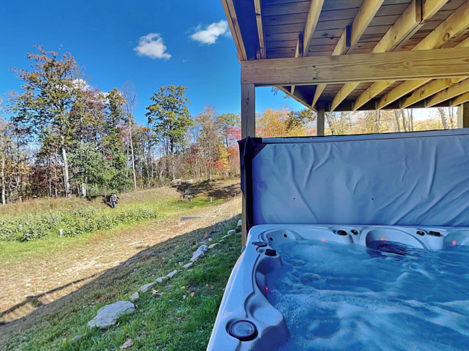 Sport & Beauty 5, Mama Bear Lodge by Taylor Made Deep Creek, Garrett