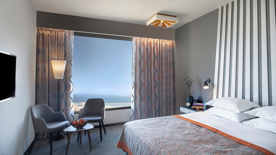 Bedroom 4, Dan Panorama Haifa