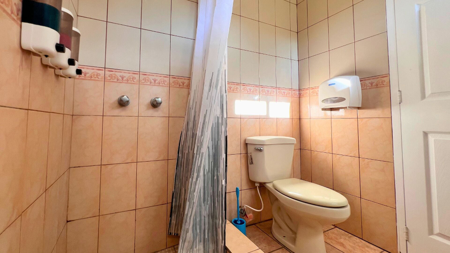 Bathroom 4, Quinta Luna Mar, Acajutla