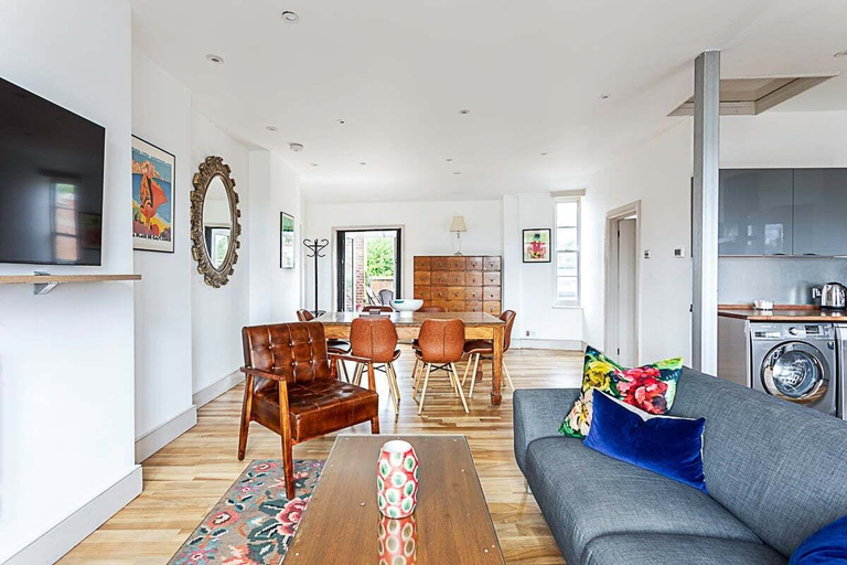 Others 3, Contemporary Open Plan Penthouse, London