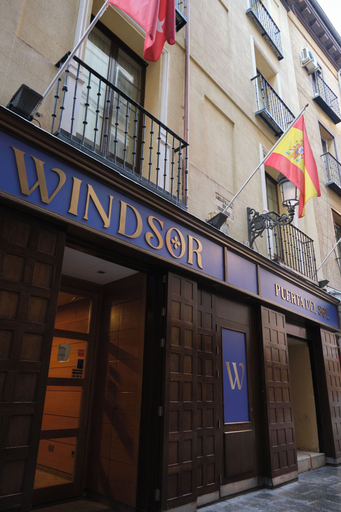 Exterior & Views 2, Windsor Puerta del Sol, Madrid