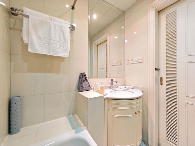 Bathroom 3, Ladoll Service Apartment, Shanghai