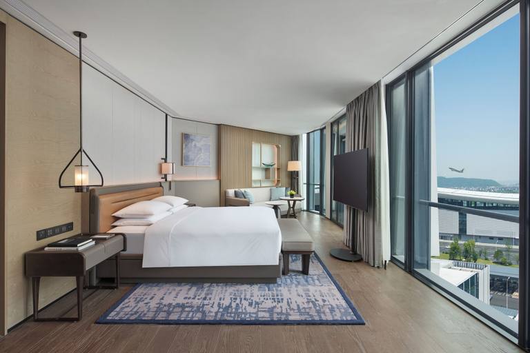Bedroom 3, Hyatt Regency Hangzhou International Airport, Hangzhou