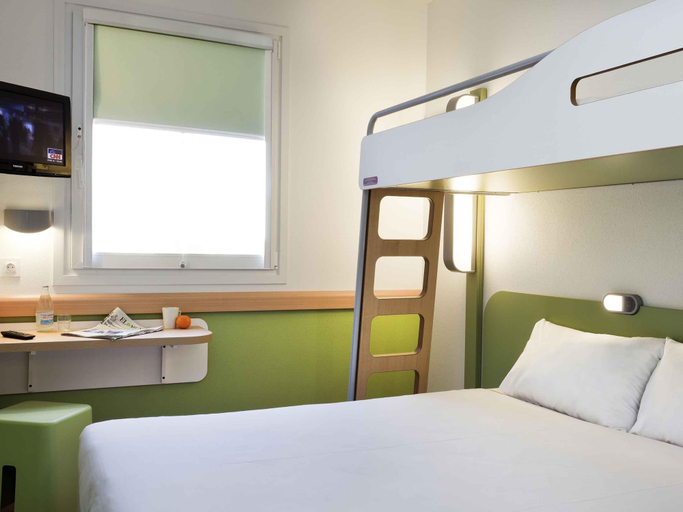 Bedroom 3, ibis budget Málaga Centro, Málaga