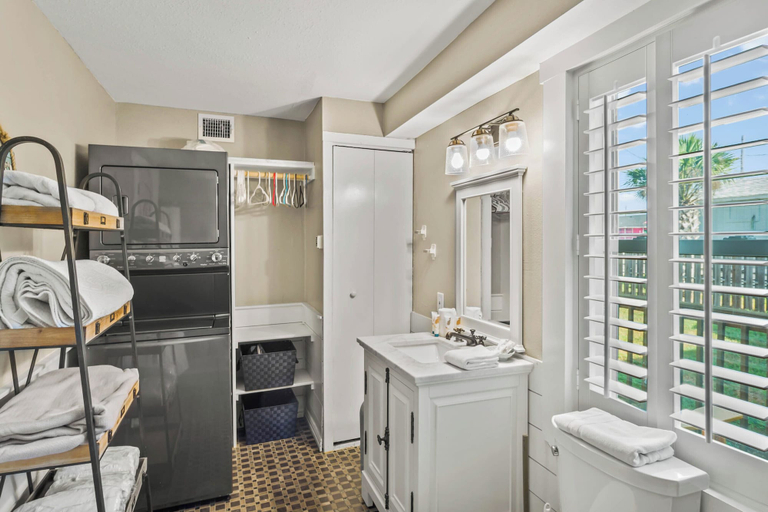 Others 4, Alister Trio by Silver Sands Vacation Rentals, Nueces