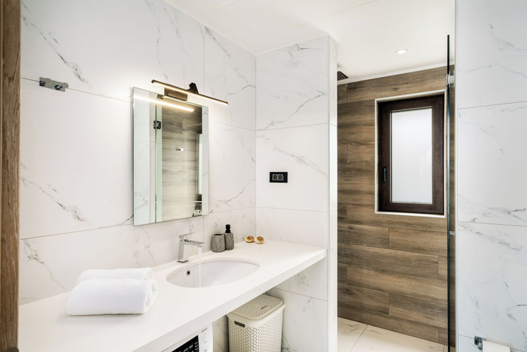 Bathroom 4, Olimpia Villas, Crete